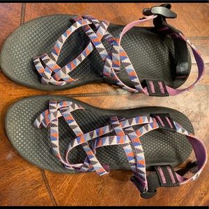 Ladies Chacos!